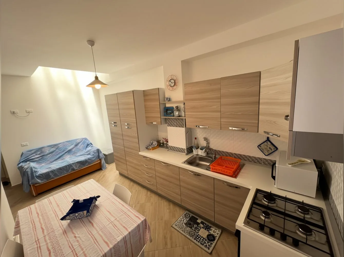Samsara's Apartment, 